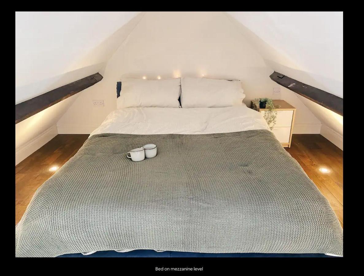 Mezzanine Studio Apartment London Exterior photo