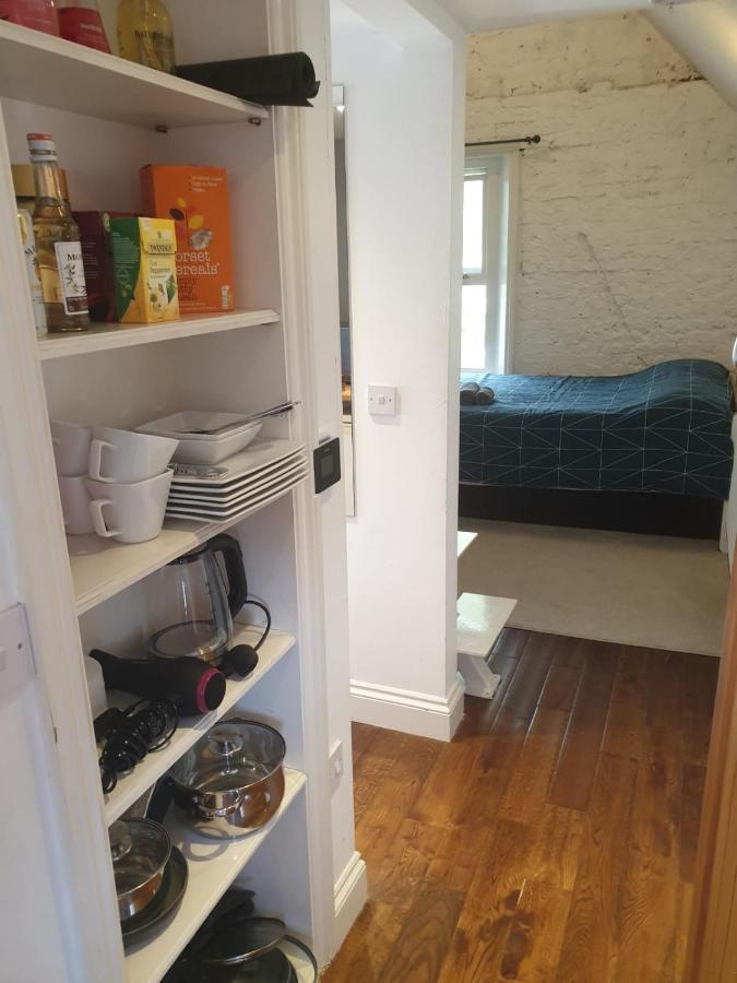 Mezzanine Studio Apartment London Exterior photo